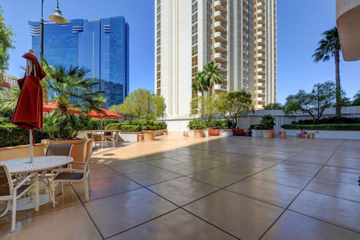 Mgm Signature-20-608 1Br 2Ba Balcony Jacuzzi Suite Las Vegas Exterior photo